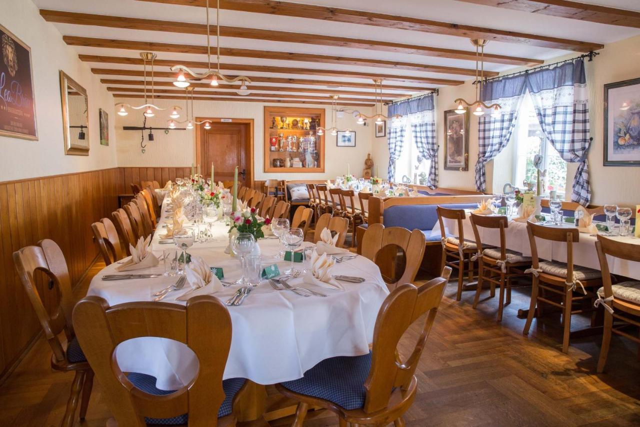 Landgasthof & Brauerei Loewen Sasbach Sasbach  Dış mekan fotoğraf